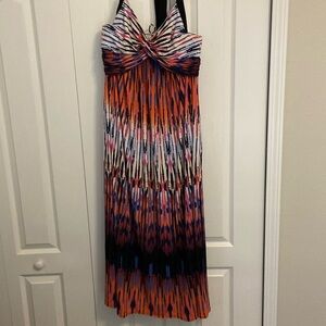 Donna Morgan Maxi dress. Check photo for exact measurements as size is missing.
